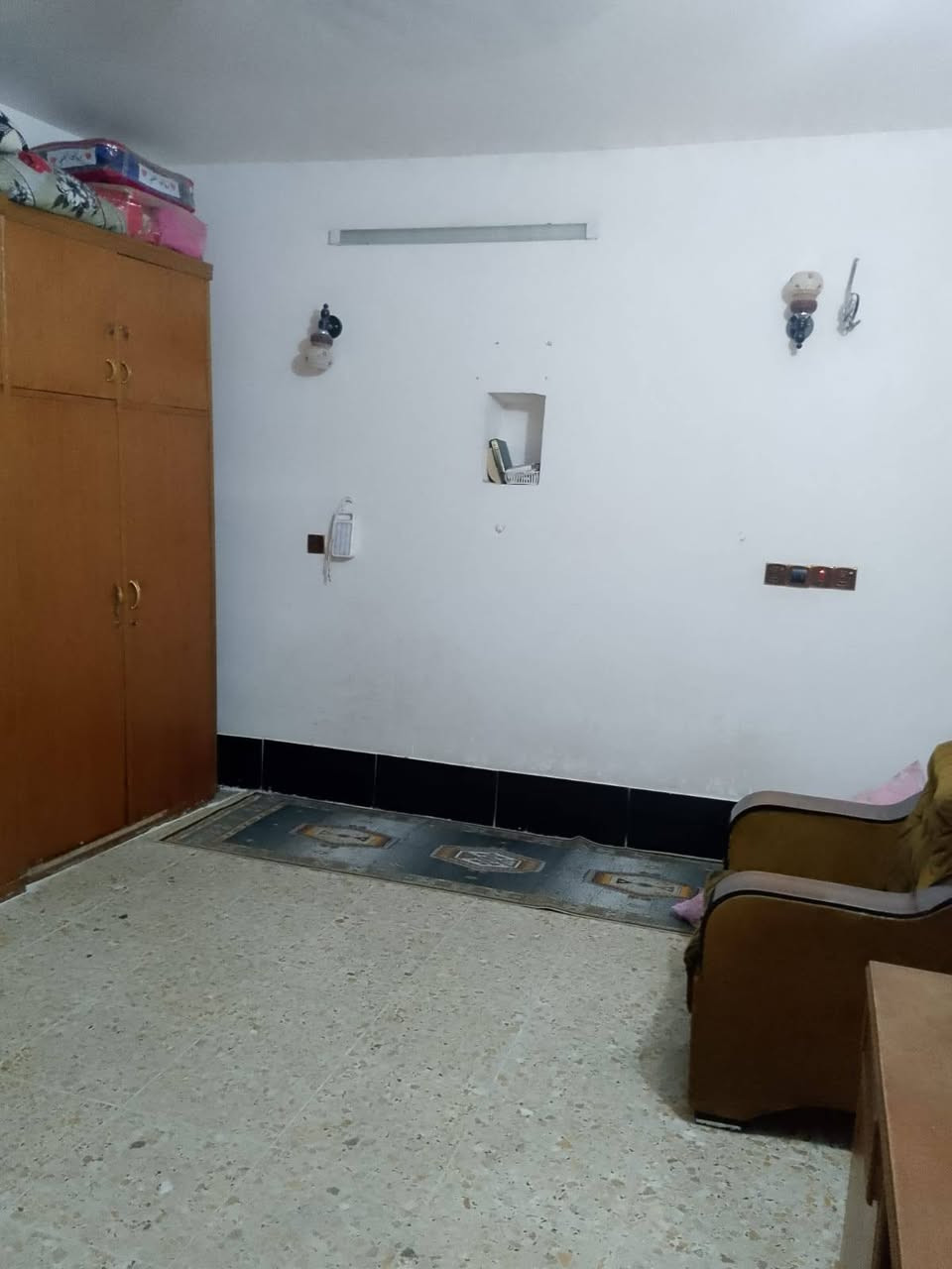 دار للبيع بالدوانم مال الشعله شارع البدراج طابق واحد سماحه 100متر بناء بلوك جاهز مفتاح 
***********
السعر 65بي مجال
