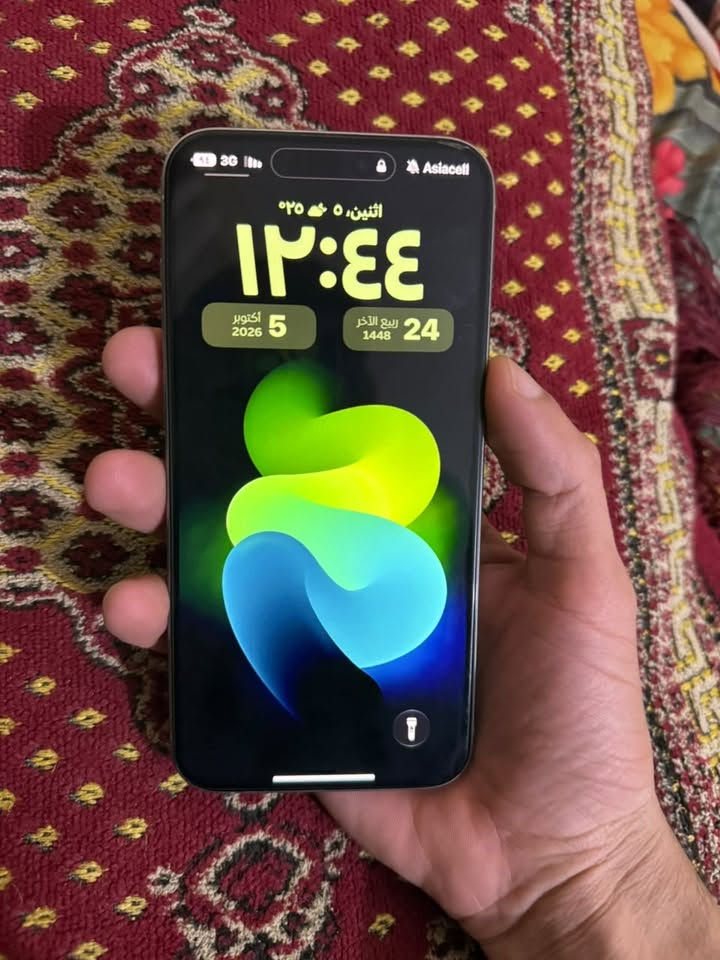 آيفون ١٥ برو ماكس • ٢٥٦ • بطارية ٨٥