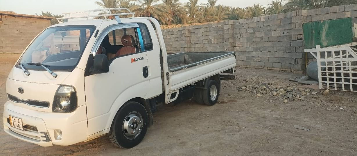 السلام عليكم سيارة فحل موديل 14 نضيفة السيارة حيل شاصي محرك تخم تاير العنوان بابل المسيب السعر 110 وبيهة مجال الرقم ***********
