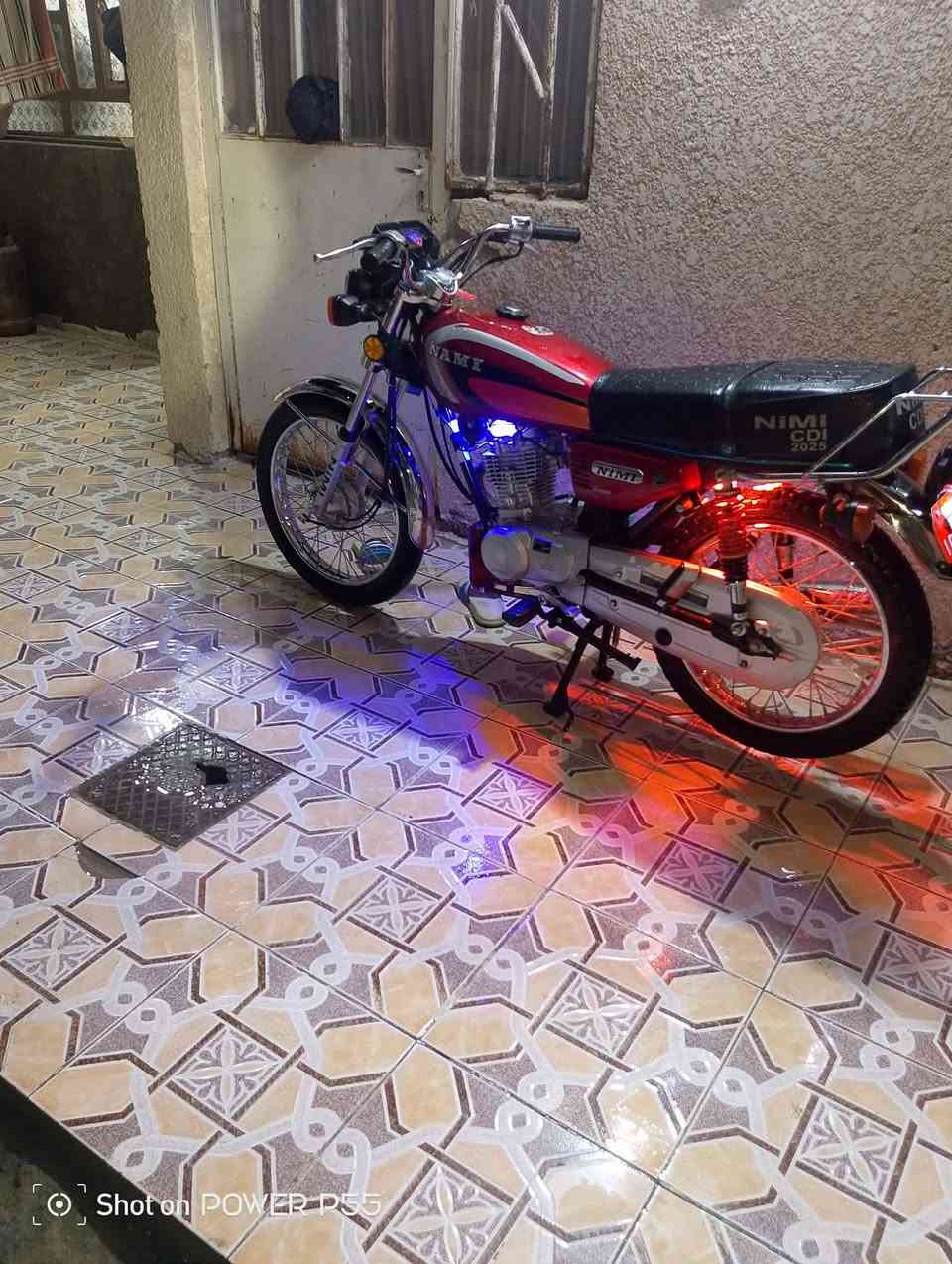 سلام عليكم شباب دراجه للبيع نامه امتياز 25 مكفوله كفاله عامه محرك سبانه مامدوده عليه كهربائيات كله شغاله اوراق كامله الدراجه بعد أحله من الصور تجي وشوف سعره ب675 وبيها مجال للطيبين
***********
***********
