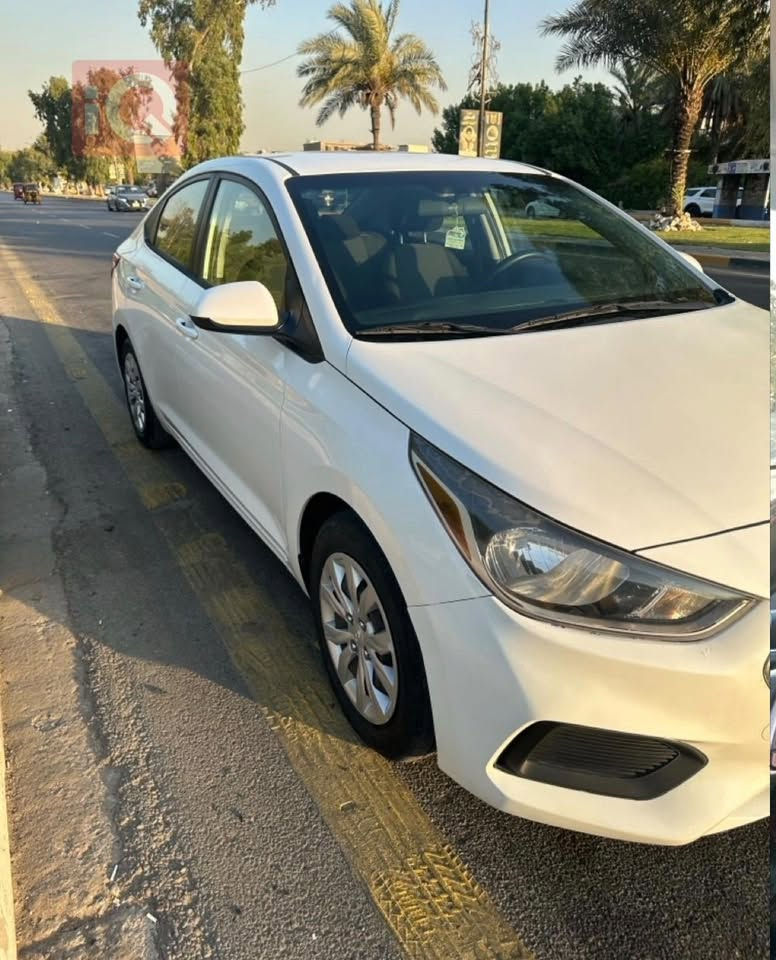 هونداي اكسنت موديل 2019
محرك 1600 
4 سلندر
ماشيه 60 الف
تحكم ستيرن ونوافذ كهربائية
رقم بغداد
لون ابيض
المقاعد قماش
وارد امريكي
ضربه دعاميه 
بسعر 11.200 $وبيها مجال بسيط
***********
