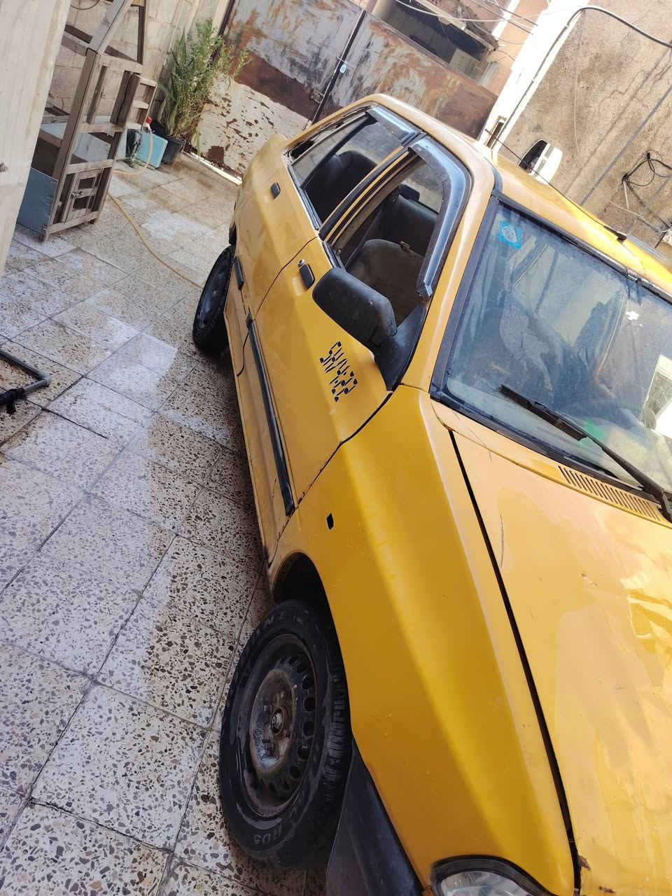 السلام عليكم سايبا ٢٠١١
راعيها ب الرشاد موجود
مكاني بغداد سعرها 12  وبيها مجال 
*********** ماعليه ربع غرامه مروريه
