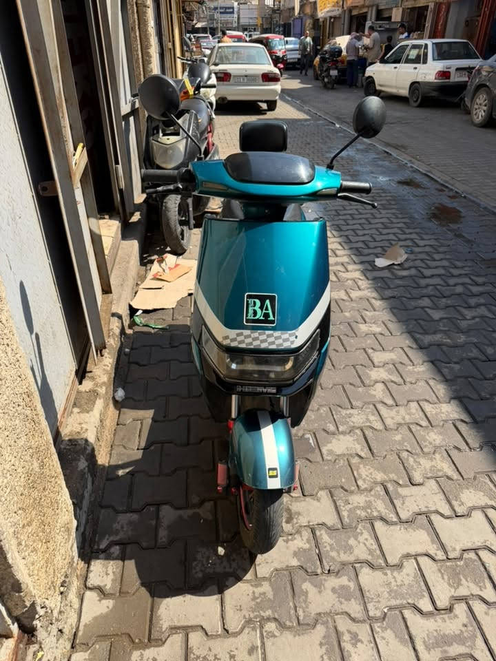 دواجة شحن للبيع
٦ بطاريات 
سعر 550 الف
واتساب ***********
