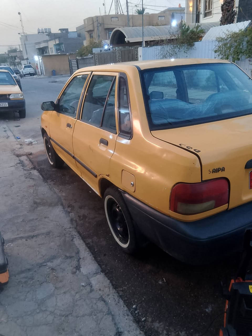 اسلام عليكم سايبه 12 بيها تبخير قليل رقم بغداد السعر 22 وبيها مجال قليل دوشمه جديد تخم تاير خط ابيض ***********
