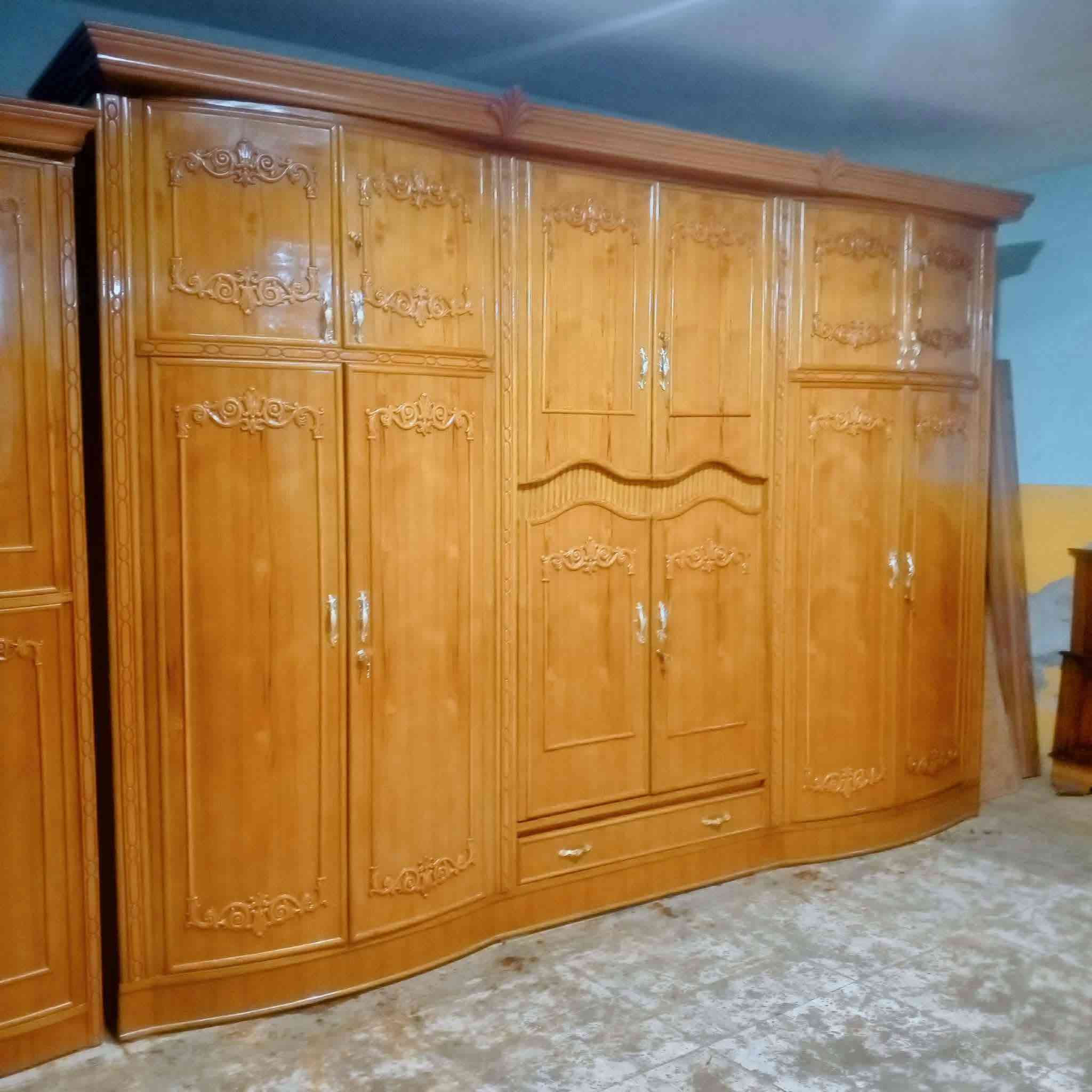 غرفه • طابقين • زاوية كنتوريه
