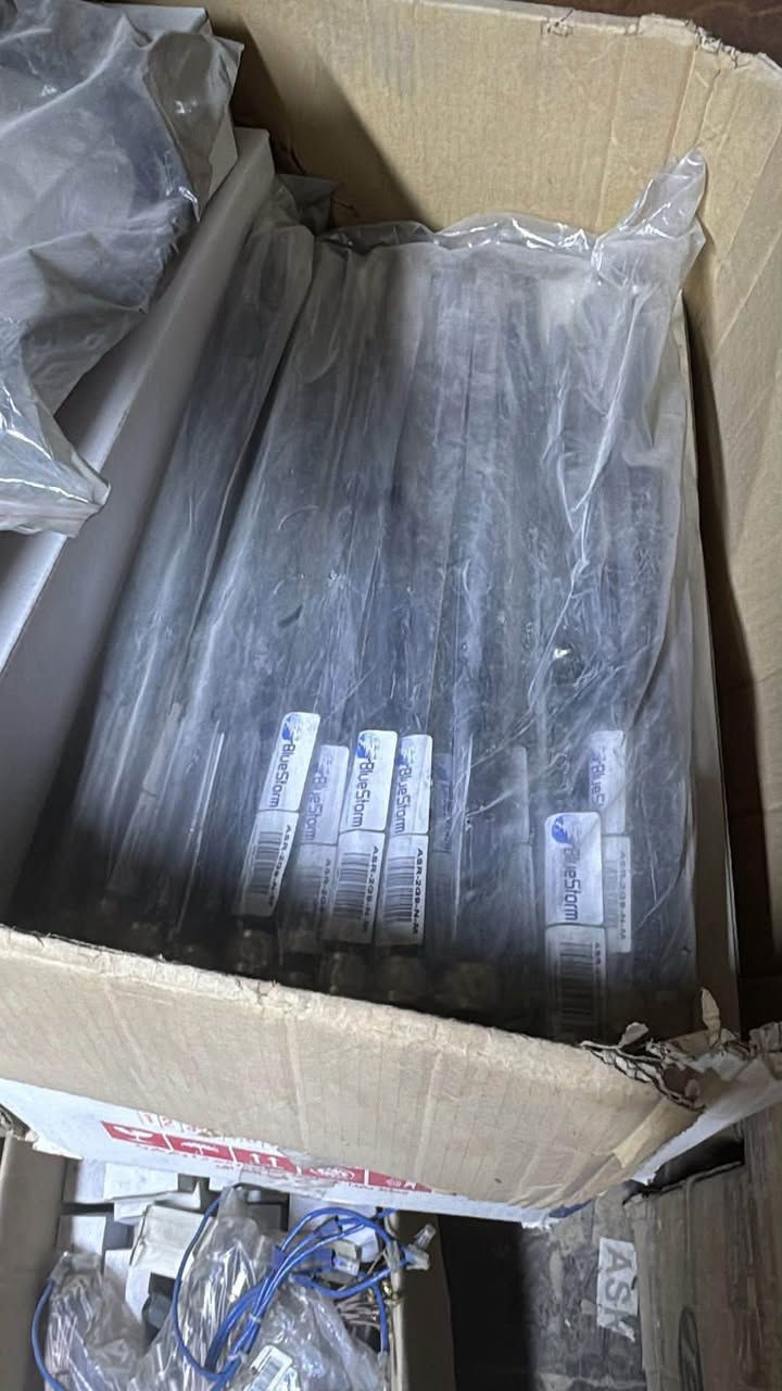 يتوفر غراض انترنت وشبكات ولنكات مايكرويف تردد ٨ كيكاهيرتز نوع اكسترون يشيل ٨٩١ ميكا فول دوبليكس 

كور سويتج نوع سيسكو 7609s كامل مع الكارتات 
باتج بانال تسليك جديد اصلي 12 و ٣٢ و ٤٨ بورت 
شاحنة بطارية ٢٤ فولت ٦٠ امبير نوع سيسكو 
عاكسات طاقة شمسية 
الواح طاقة شمسية ٢٠٠ واط 
Power suply 48 v meanwell قدرات مختلفة
DC ups 54v 10A
سيسكو 48 port poe موديل 3560G-48 POE
عاكسات ماكزيما ٢٤ فولت ١٥٠٠ و٢٠٠٠ كي في اي 
ايرفايبر 5U لنك بيه عطل 

للاستفسار الاتصال على الرقم 
***********
مكاني بغداد شارع الصناعة
