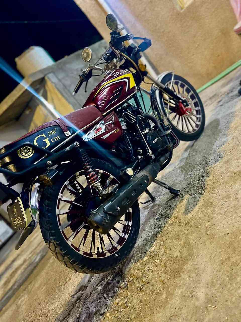 سيفان 25 • اوراق كامله • محرك بلادي