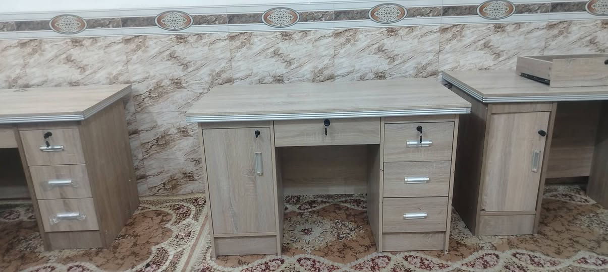 السلام عليكم
عندي  كراسي وميوزه  وصلن تصفية مخازن وبيهن عرض خاص للطلاب والمكاتب الاستفسار التواصل واتساب او على الخاص ***********
