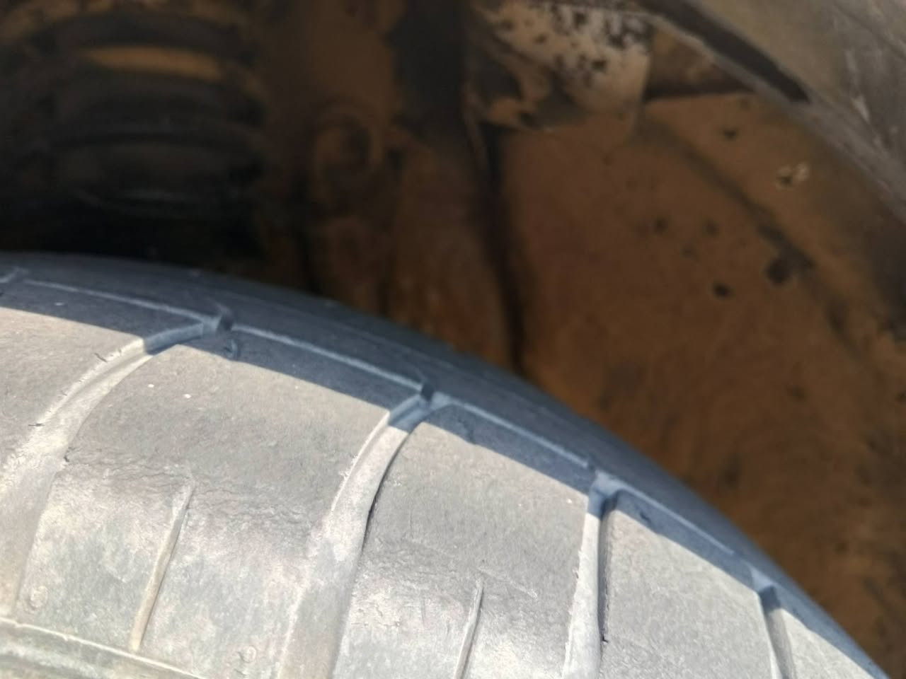 السلام عليكم سايبا موديل ١١ مصفره هيئه وغرامات سياره كير ومكينه خير من الله صدر جديد بوربرن جدد سياره جاهزه خير من الله  كبل للشارع تحويل مباشر السعر ٢٠ ورقه وبيها مجال بسيط مكاني كربلاء سيف سعد الرقم ***********
