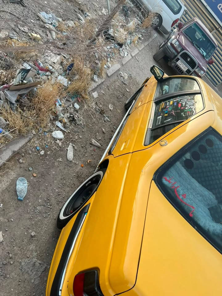 سلام عليكم بيجو بارس موديل 2015 سياره بيه كم نقص بسيط تحويل مباشر مصفره هيئه وغرامات مكان بغداد *********** بيع  او مراوس حسب القناعه السعر 35$ وبيهه مجال
