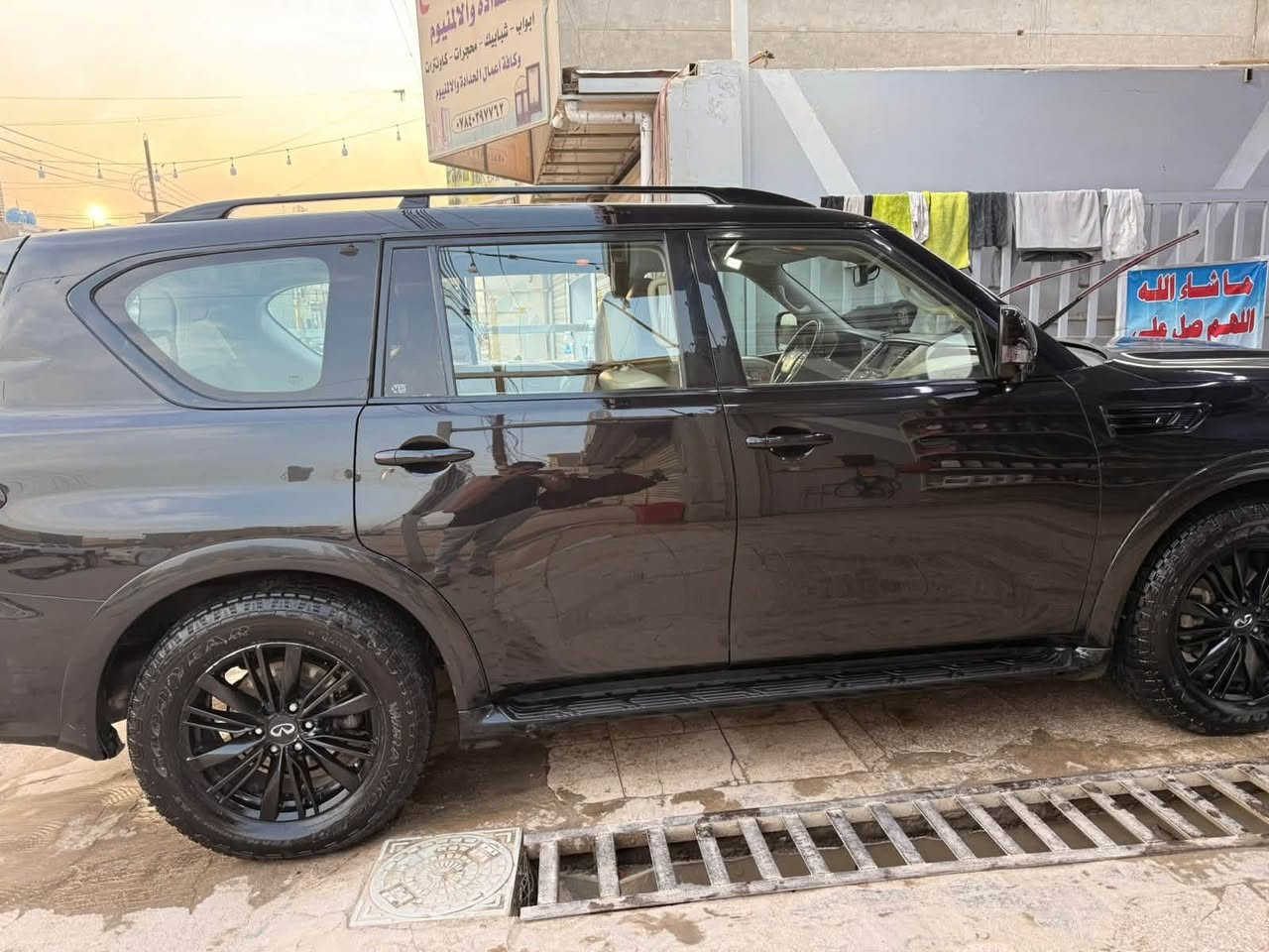 #Nissan #INFINITY 
إنفينيتي QX80 موديل 2018 – وارد أمريكي بدون ايرباك
للبيع المستعجل 
السعر 225 

🔹 تفاصيل السيارة:

* وارد أمريكي
* حادث (بنيد + جاملغ ايمن) بدون ايرباغ
* السيارة مكمّلة بالكامل ولا يوجد أي نقص
* جميع القطع المبدلة وكاله انفنتي  (أصلية)

🔹 الصيانة والإضافات:

* تمت الصيانة الكاملة في كراج iFix
* تركيب تايرات جديدة نوع Goodyear الأمريكية من دانلوب 
* نانو سيراميك + بوليش لدى Top Car وبيهه ضمان سنتين السيارة محوله بلاك توب
* منظومة تبريد كاملة مبدله مع انابيب (أمامي + خلفي) مع – جميعها جديدة
* السيارة مجددة بالكامل لحيه مبدلة  وكاله  (قطع جديدة)
* قاعده فيت بمب كامله جديده وكاله مع فنجان 

* فحص كامل وادامه قبل تبديل دهن كير ودهن محرك 

🔹 الحالة العامة:

* سيارة نظيفة جداً ومعتنى بها
* جاهزة للاستخدام 
النقوصات 
١- كارت عالي لايت امامي يسار 
٢- غرامات 
٣- وجهه محرك مفتوح دبل كازكيت علمود الدونز وبانزين للمعلومة صور حادثها بأمريكا والسونار موجودة ضمن المنشور 

للاستفسار مراسلة واتساب او الاتصال على الرقم ***********

