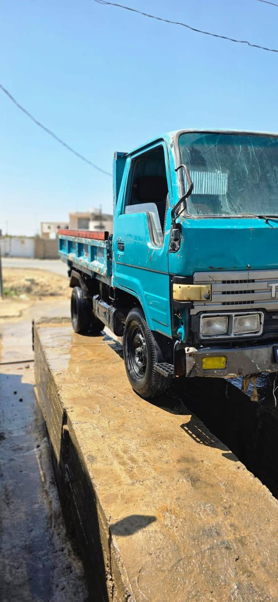 ,البيع تيوته محرك 3000 رقم ديالى تحويل مكاني بغداد السعر 40وبيه مجال هاذا رقمي ***********
