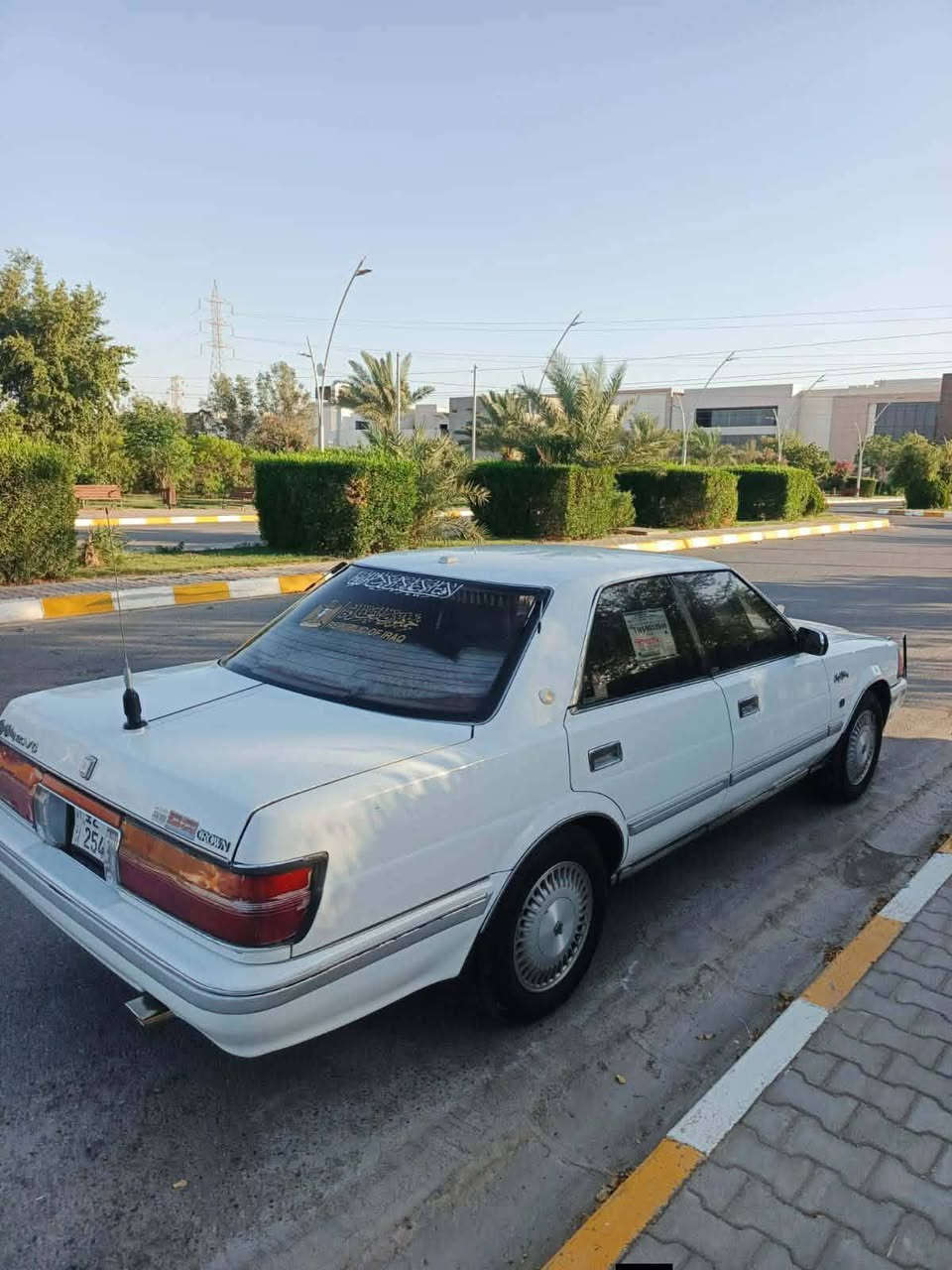 كراون هارتوب 
موديل 91 محور
مكينه vvt2500 مكفول
كير مكفول 
اكسل 3 قطع
كهربائيات كلها شغاله
تبريد شغال
رقم نينوى الجديد شرط تحويل
مكانها تكريت 
سعرها، 53
***********
