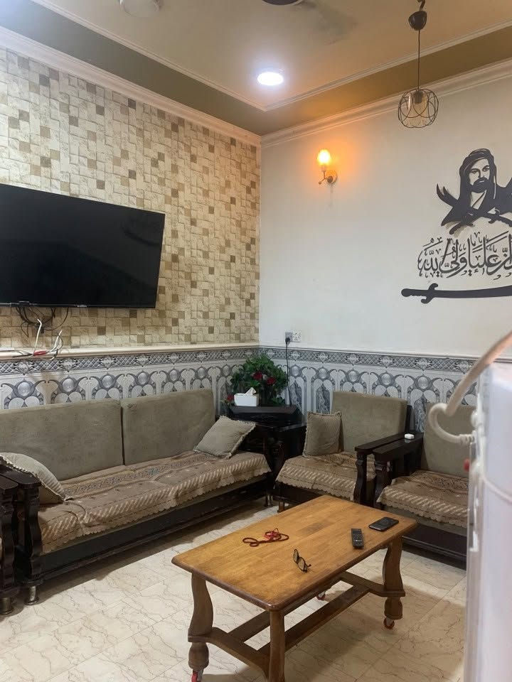 دار للبيع طابو صرف 125(6.25•20)دور الامانه طابق ونص استقبال ومطبخ وهول ومنور وغرفتين نوم السعر 160بي مجال الاتصال على ***********
