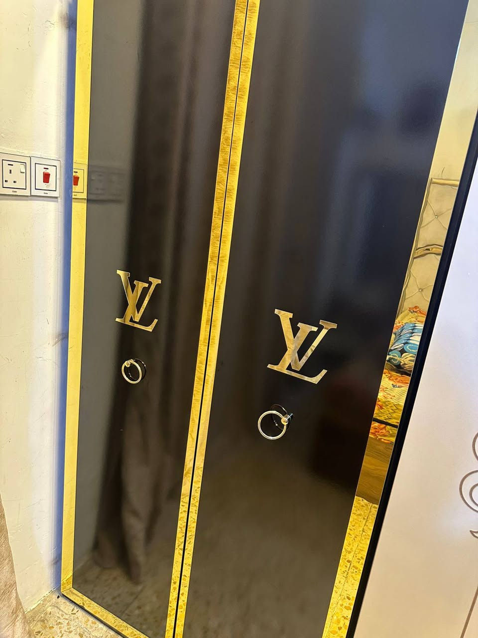كنتورللبيع مكان الشعب
السعر 80

الرقم الهاتف ***********
