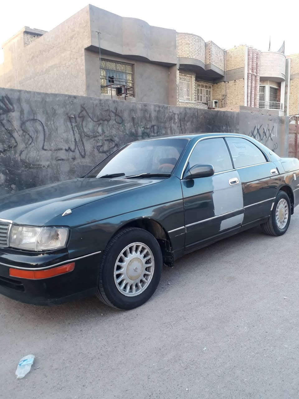 ***********

كراون بطه 
موديل 93
محرك 2500
تدفئه تبريد
