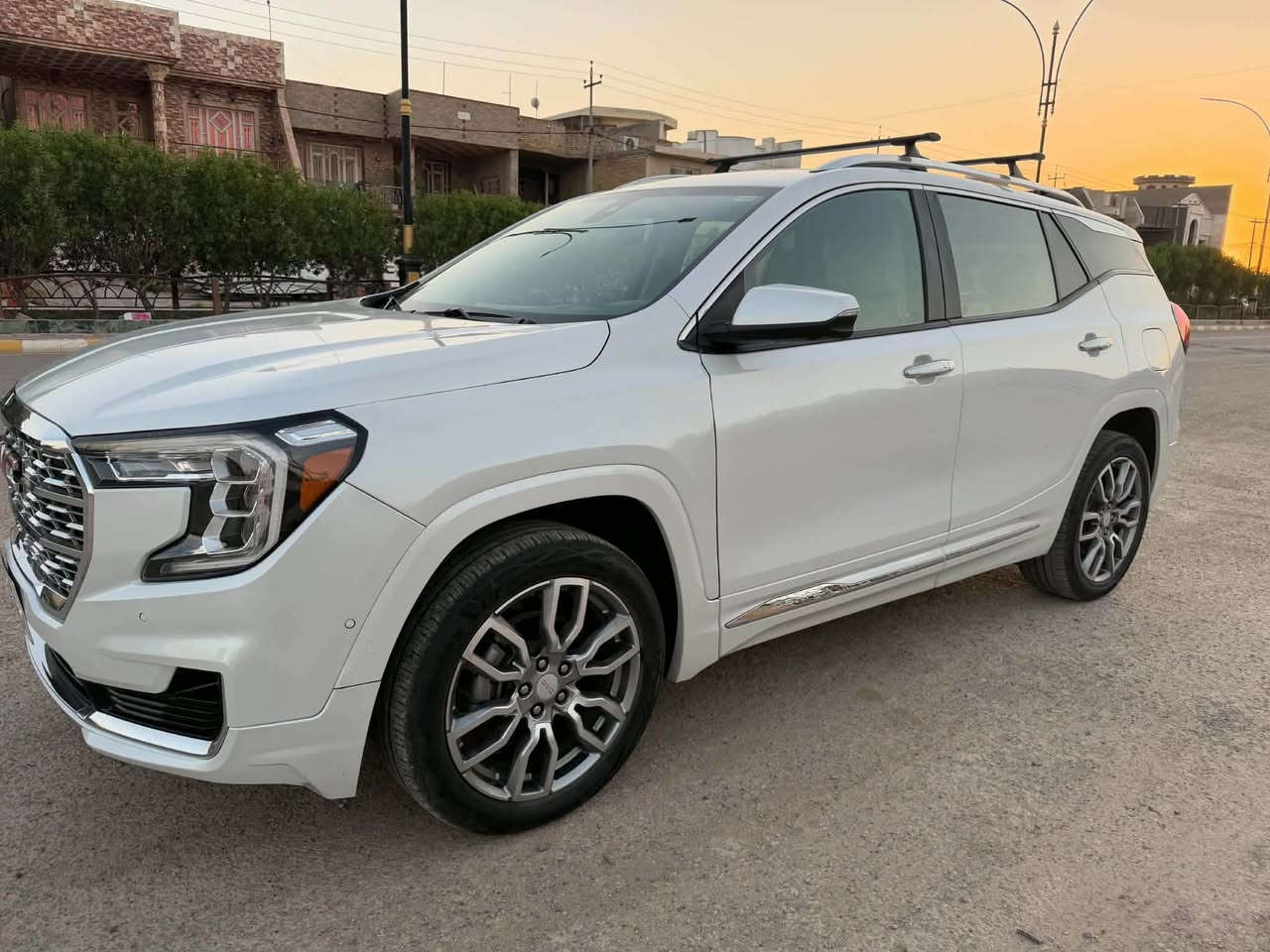 يا الله سياره  GMCterrain
فئته دينالي
بيه قطعه وحده تبديل والجاملق معدل ومصبوغ
ماشيه 55
رقمها واسط مكان السياره الكوت
سعرها 185 قفل 
للاستفسار اتصل ع الرقم *********** 
مكلف بل نشر رجائا اليتصل ع صاحب السياره يكله من طرفي
