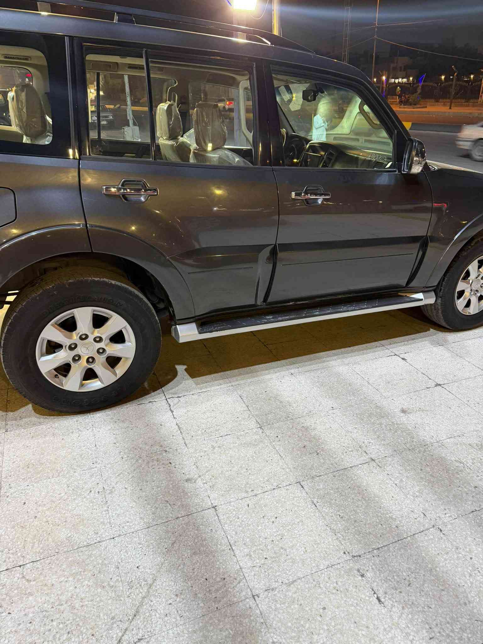 باجيرو ٢٠١٨ • فتحة • ٧ راكب