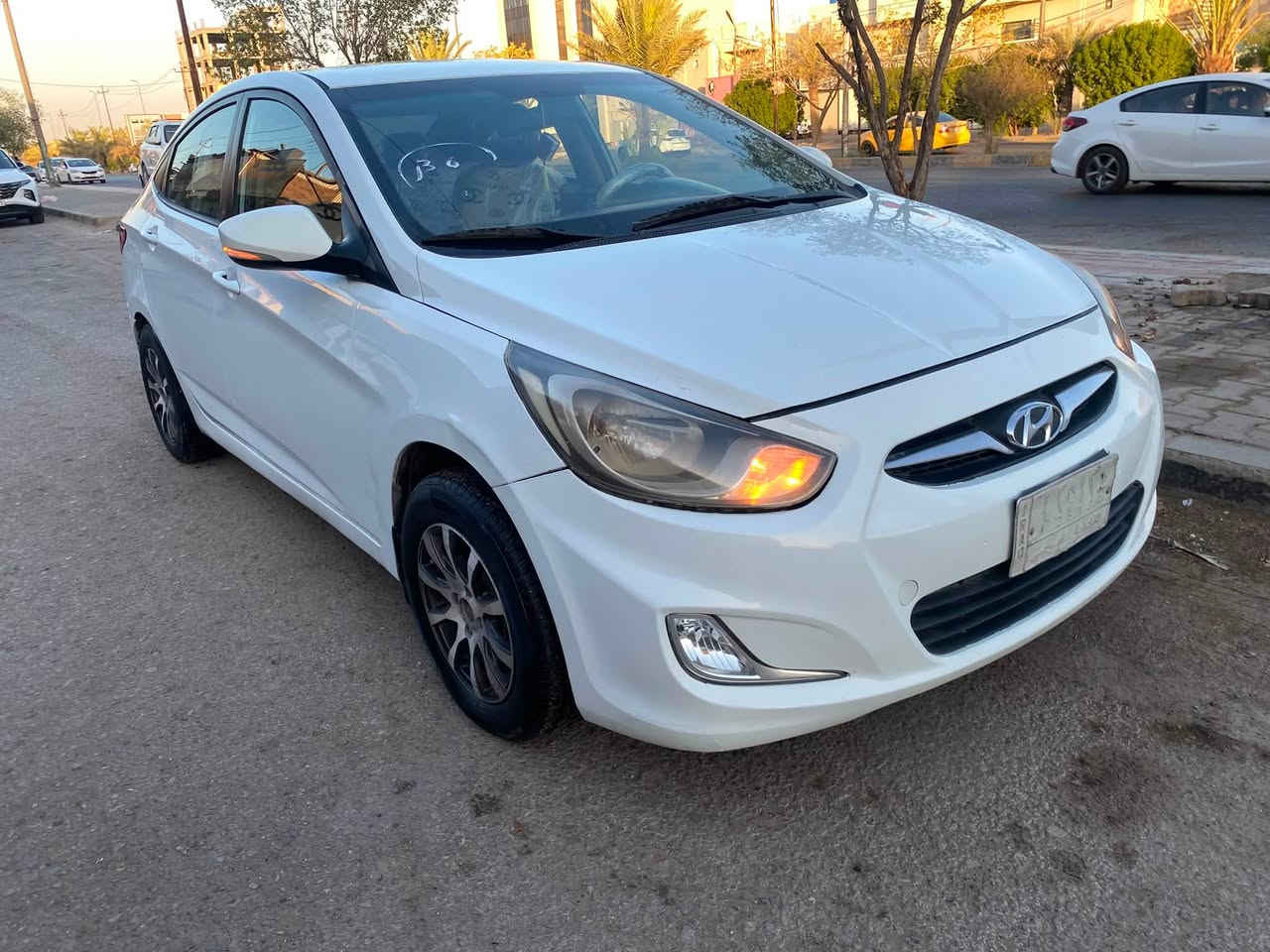 🚗 للبيع: هيونداي أكسنت 2012 خليجي
🔹 محرك 1600
🔹 السيارة نظيفة
🔹 بيها قطعة وحدة وبارد بالجاملغ الكدام
🔹 إشارات بالمرايا
🔹 تحكم ستيرن
🔹 منظومة تبريد جديدة
🔹 الرقم قادسية وباسمي
🔹السعر 80 و بيها مجال 

📍 الموقع: النجف
📞 للاستفسار: ***********
