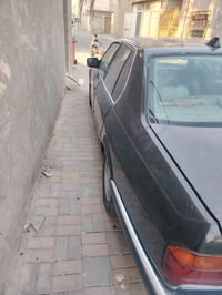 BMW 735 موديل 91 يرباك لبيع ابيع كوم حديد اتكفل بس بتحويل تواصل 077353...
