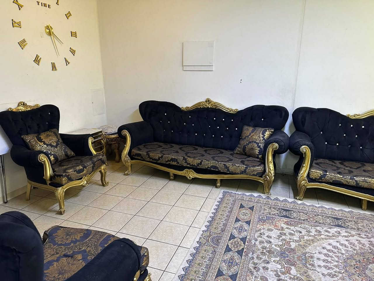 تفصيل • زان • كنب