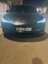 موديل ٣ هايلاند • كهربائية • مدى ٥٣٠ كم