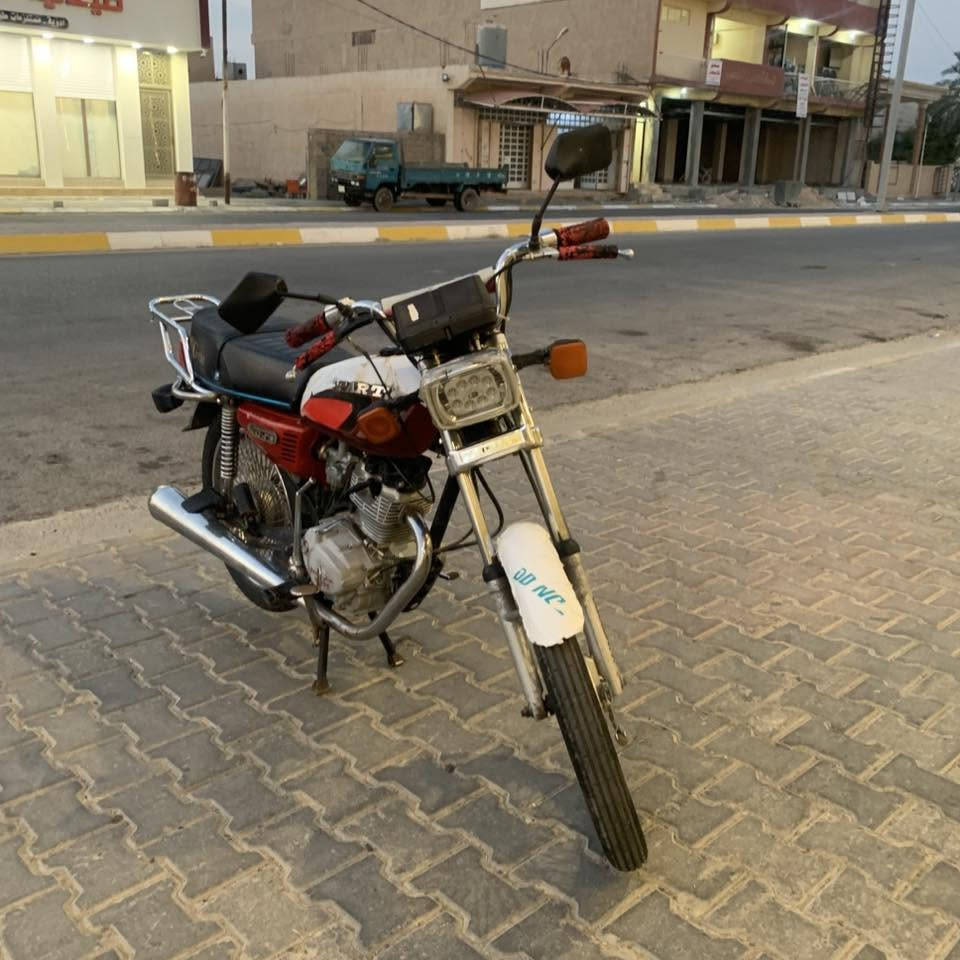 السلام عليكم 
بارت عيتاني الصلي 
موديل2020
اربعه كير
كير ومحرك شرط 
السعر 350وبي مجال 
للتواصل ***********
