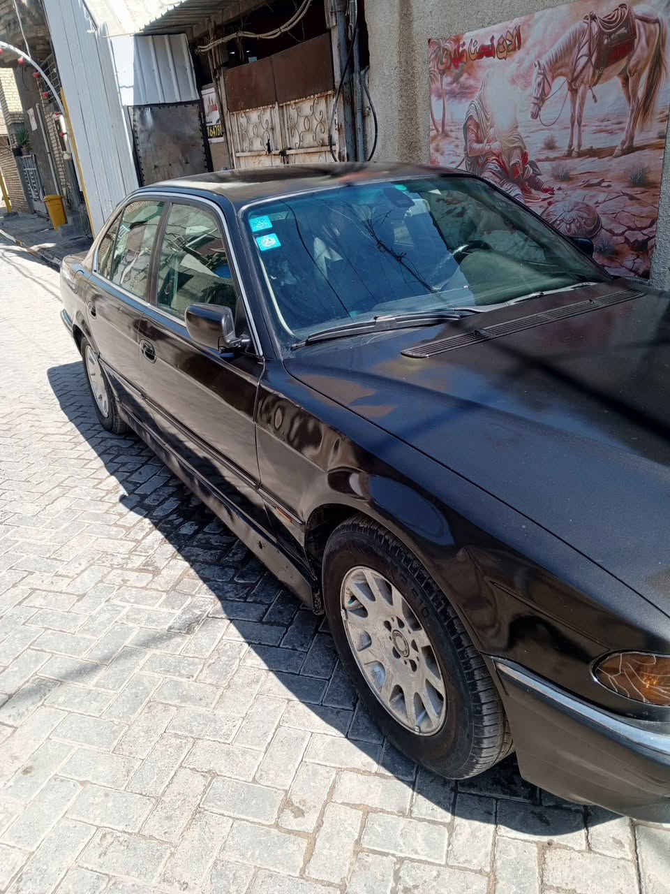السلام عليكم بي ام كاسحة لبيع سيارة نضيفة بيهة بس تبريد منقص غاز مكينة مبدلهة جديدة سيارة مصبوغة جمالية موديل 1997مكاني مدينت الصدر السعر 60ورقة ***********هاذ رقمي الي يحب يتصل
