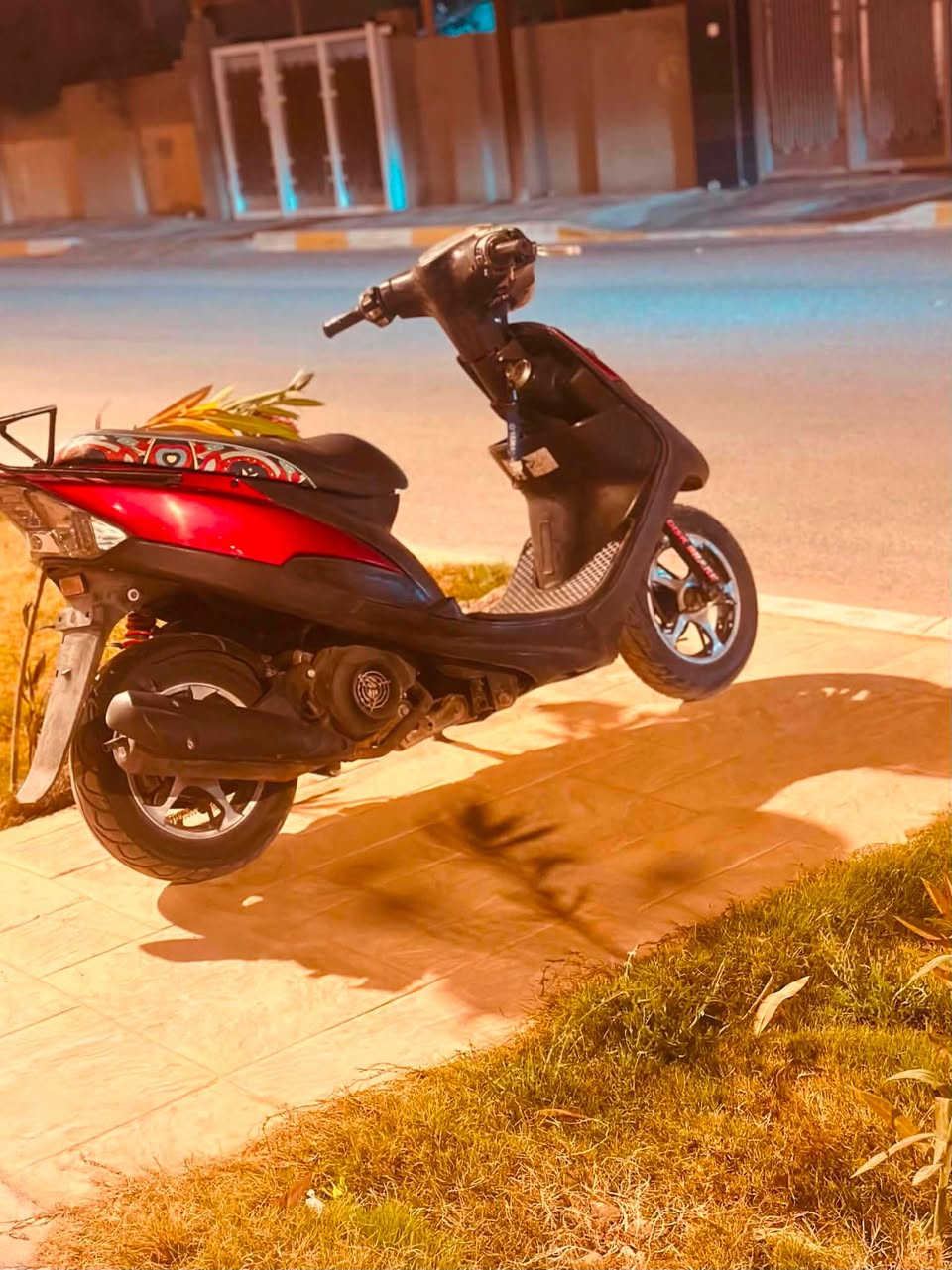ماكس عدله مكينه مفتوح مبدل ولفات مفتوح بس الكور يرادلها ترتيب السعر ٣٥٠ وبيه مجال بسيط للستفسار *********** المكان حله شارع ٦٠
