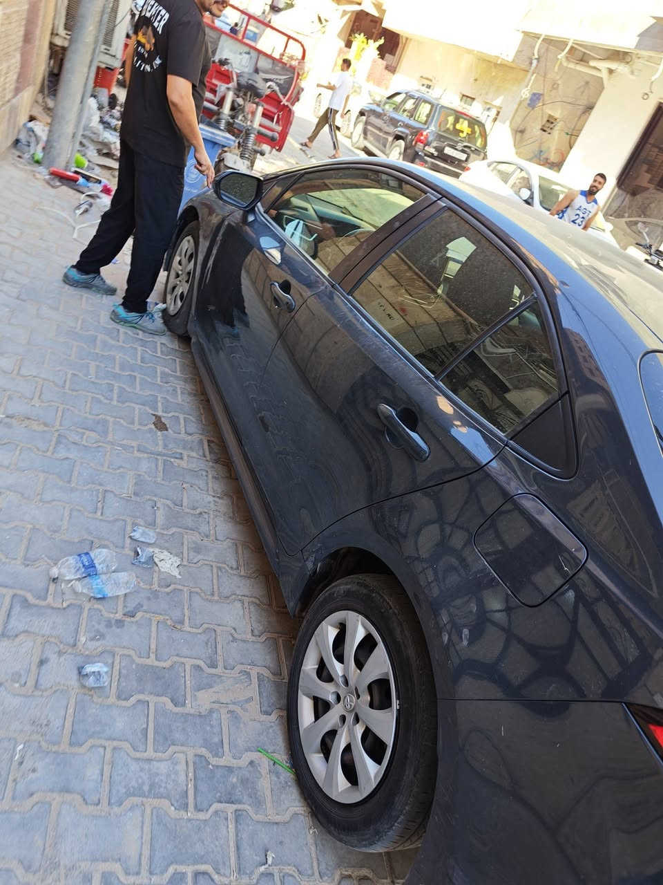 *********** للبيع كورلا  هايبرد  2023 وارد امريكي  سعر ١٤٠.      مكان الاعضميه
