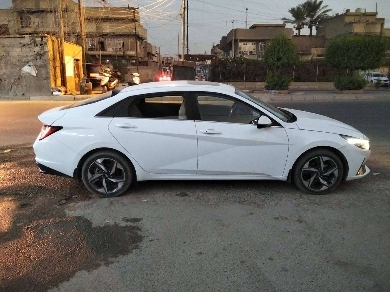 *********** السلام عليكم أنترا 23 خليجي ماشية 65 للبيع كفالة السعر 150
