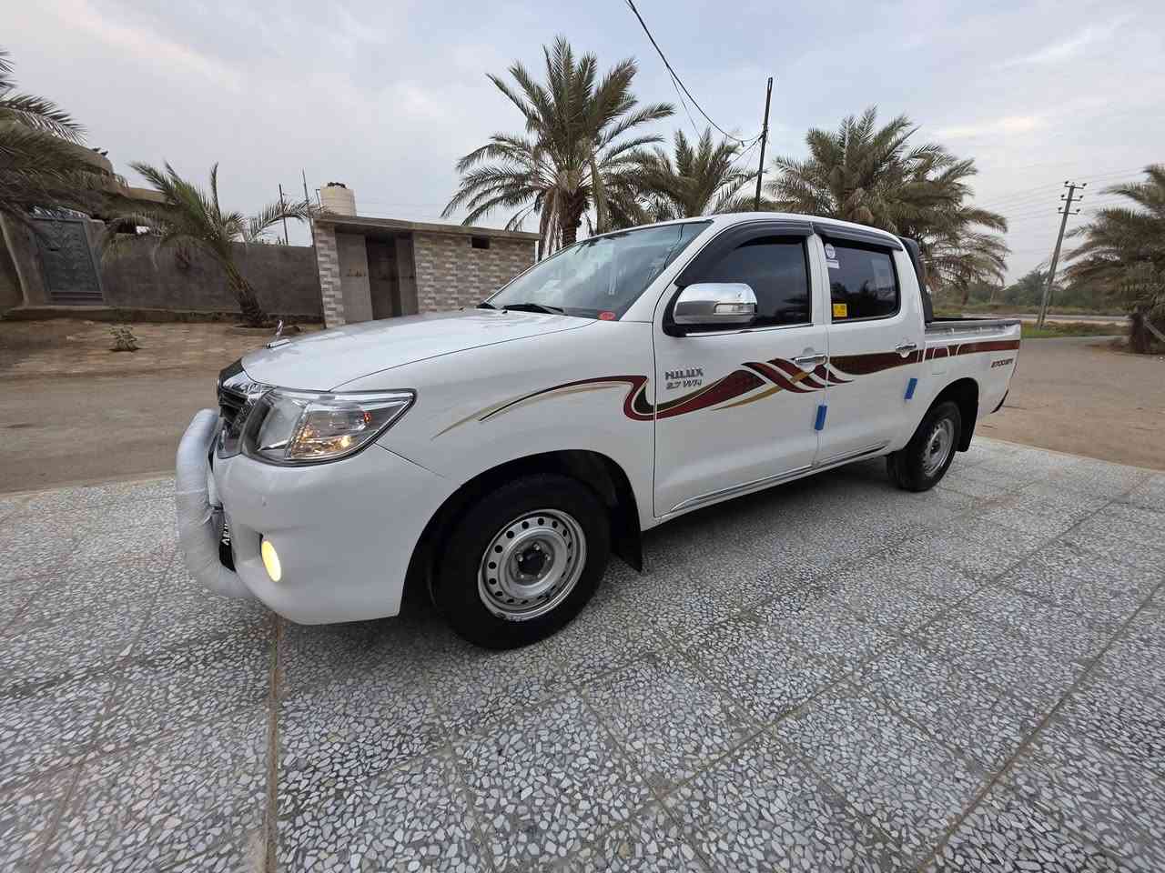 هايلوكس • ٢٠١٣ • رقم بغداد