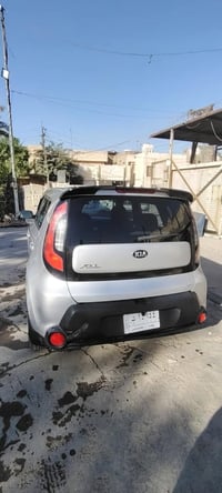 كيا صول موديل 2015 مكينة 1600 gdi مكينة مفتوحه  بيها منظومة غاز  تبريد...