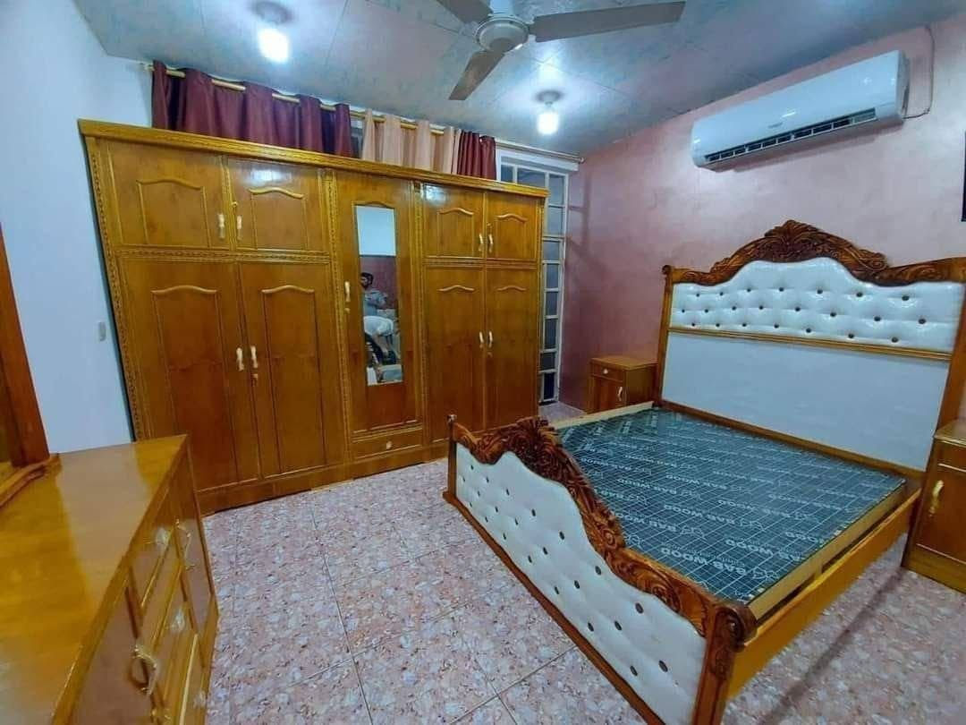 غرفه نوم ٥ باب
الخارج صاج ٤ ملم الداخل عادي ٤ ملم 
القياعده بلوك الضهر جرجوبة براغي 
التوج زان مصري 
شغل فوق الوسط
قياسات الكنتور الارتفاع ٢٣٠ سنتيم
العرض ٣ متر

السعــــر ( مليون و 200 )

النقل والشد مجانا داخل بغداد
اطراف ٢٥ الف 
صويره كربلاء حله ٧٥ الف

  فلوجه ديالى ١٠٠
نجف ديوانيه  ١٢٥
كوووت ١٠٠

رمادي ١٢٥ الف

عماره ناصريه ٢٠٠

سماوة ١٥٠

صلاح الدين ١٢٥
***********
