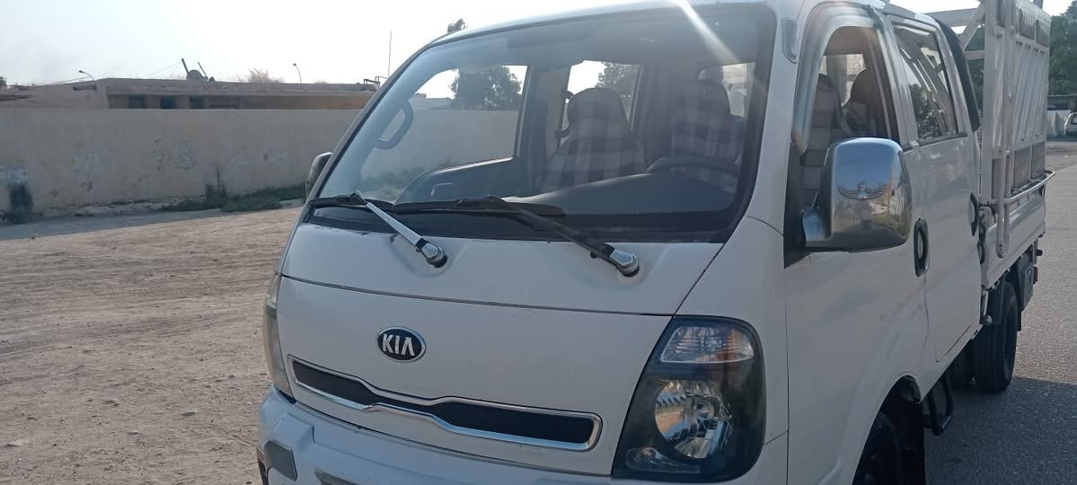 السلام عليكم كيا دبل قماره موديل2016 محرك 2700 مفتوح رقم بابل مكانها بابل السعر / 120 وبيها مجال للشراي
رقم المبايل /***********
