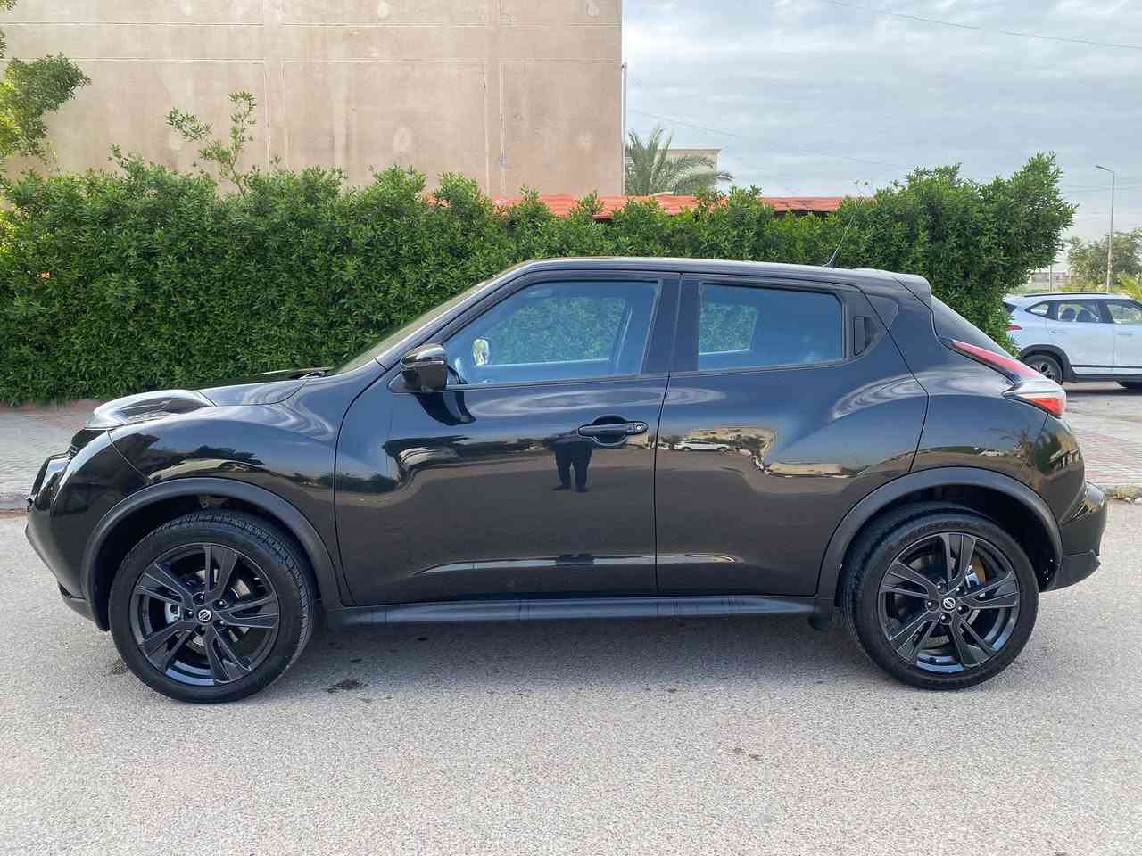 السلام عليكم
نيسان جوك 2018 فور ويل 4WD
محركها 1600cc
~ فوول مواصفات ~
بانوراما 
رادار امامي وخلفي
نقطة عمياء 
ويل كب كروم اسود
كشافات زينون 
تجي 5 كاميرات 360 درجة 
كشنات جلد وتدفئة بالكشنات 
مري شفط واشاير بالمري
نظام الكير 3 انظمة 
رياضي S
اعتيادي N
اقتصادي E
السيارة ماشية 65000 كيلو
مابيها اي نقص 
مابيها اي حادث 
فقط بيها بارد بالباب العكس جهة السايق 
الدعاميات مصبوغة جمالية
رقمي ***********
السعر 11,000$

