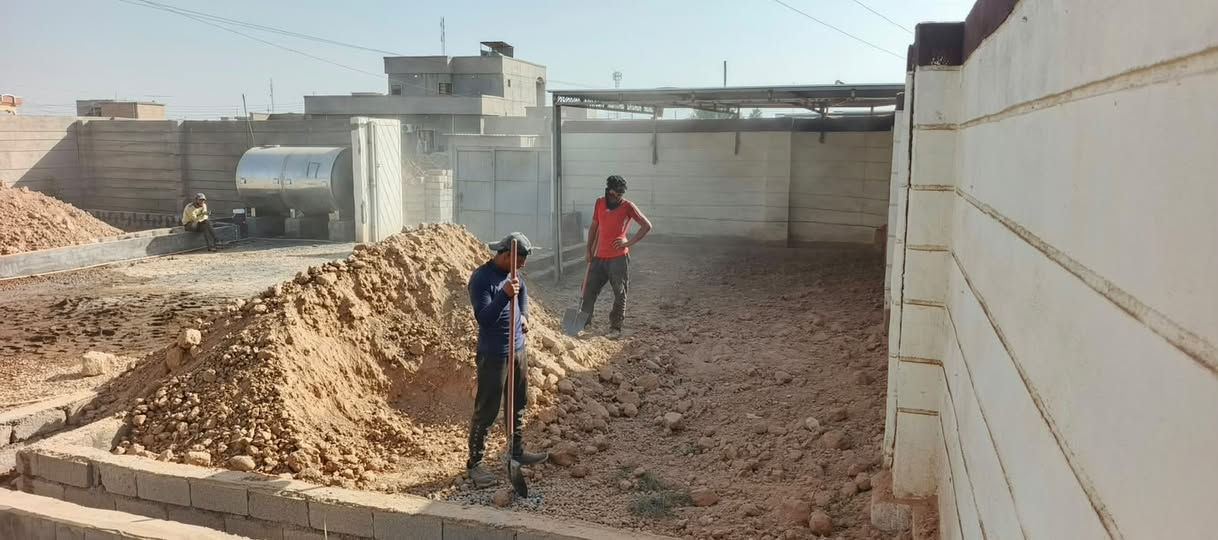 كادر عمال • تنظيف حدائق • تفليش حايط