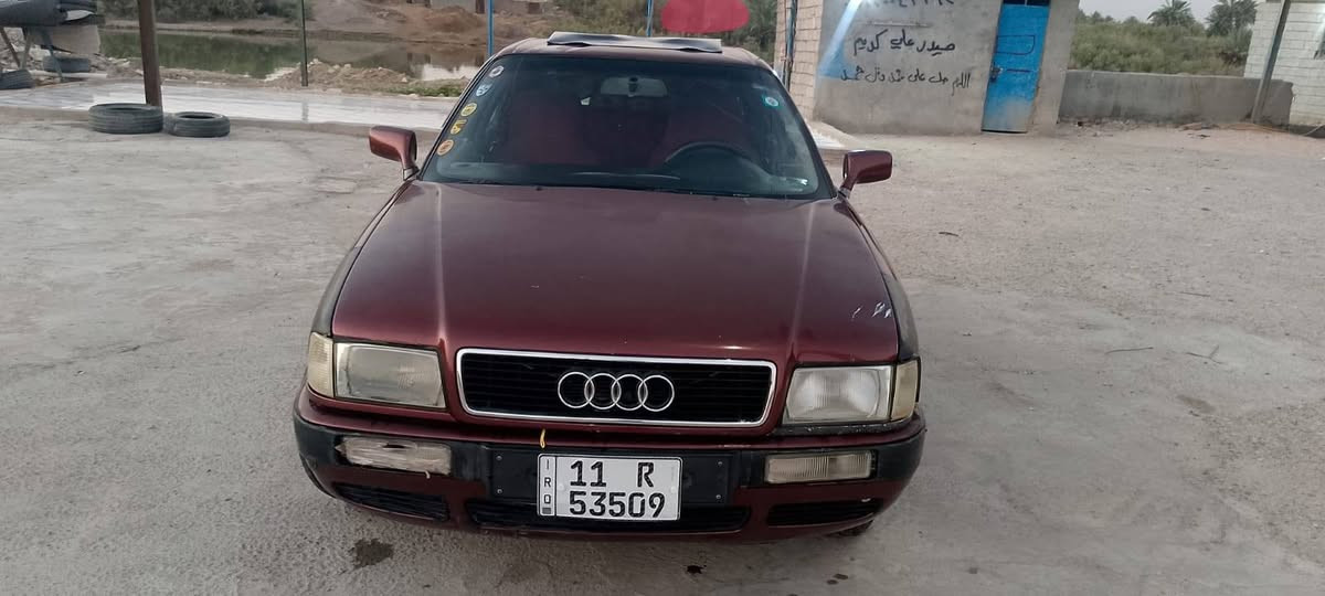 اودي ٩٣ • مكينة حدادية • رقم دولي