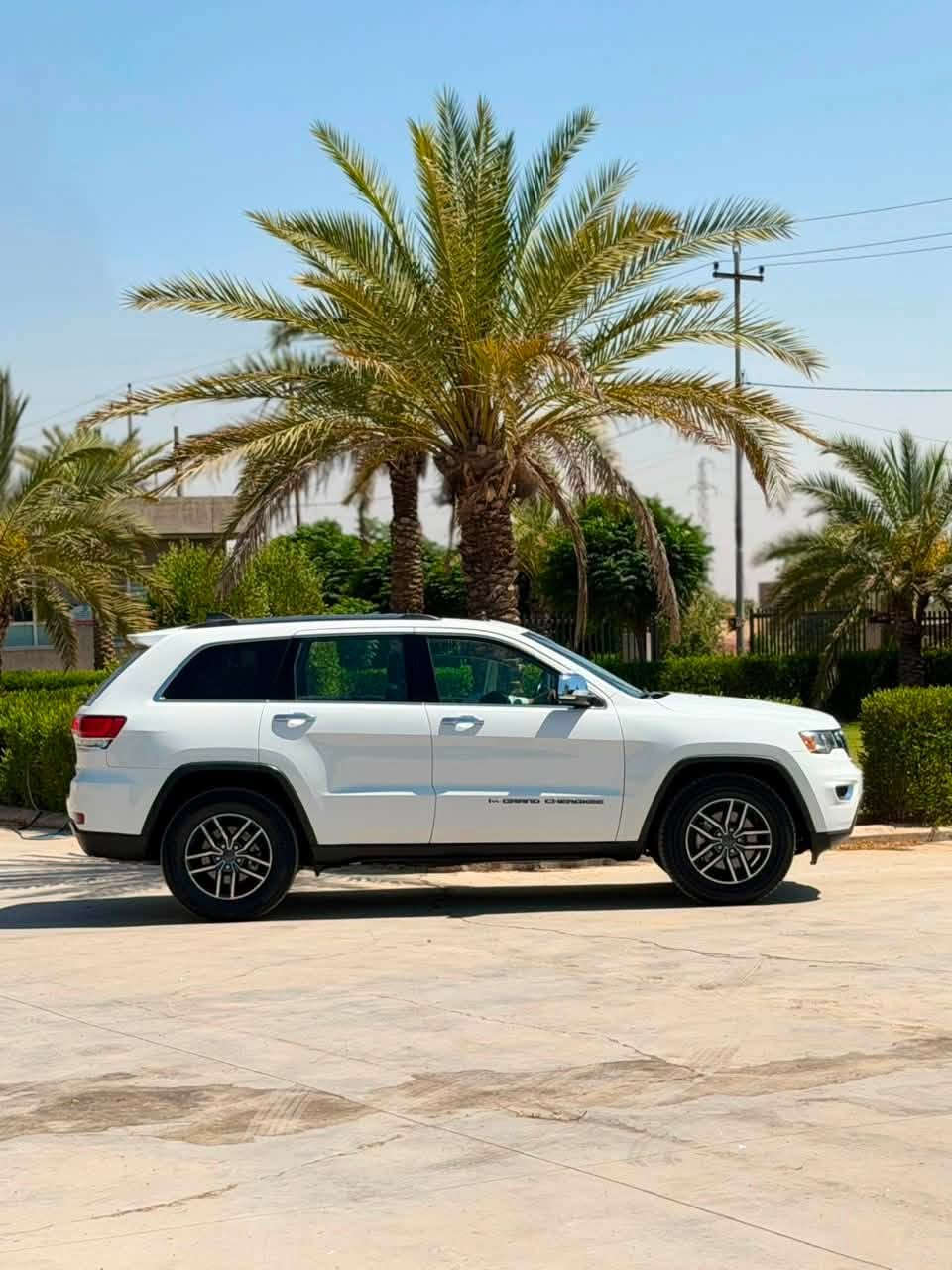 جيب كراند شيروكي Limited 2022
داخل كلين تايتل ماشية 69000 mi

صار بيها صبغ بالعراق جاملغ وبنيد والبنيد القديم موجود يتعدل بارد

العداد 68000 ميل

مواصفات لمتدد

فتحة سلايد

شاشة كبيرة

حساسات خلفية

اوتو بريك خلفي

رادار جانبي

كشن خزن ميموري 

كشنات امامية كهربائية

كشنات جلد

كشنات تدفئة

تدفئة ستيرن

كير بالستيرن شفتات ستيرن تبترونيك

بصمة تشغيل عن بعد

المحرك 3600

صندق كهربائي

العنوان اربيل او الموصل

السعر 218 بيع او مراوس مع سيارة رقم شالي بسعر معقول

واتساب ***********

واتساب ***********
