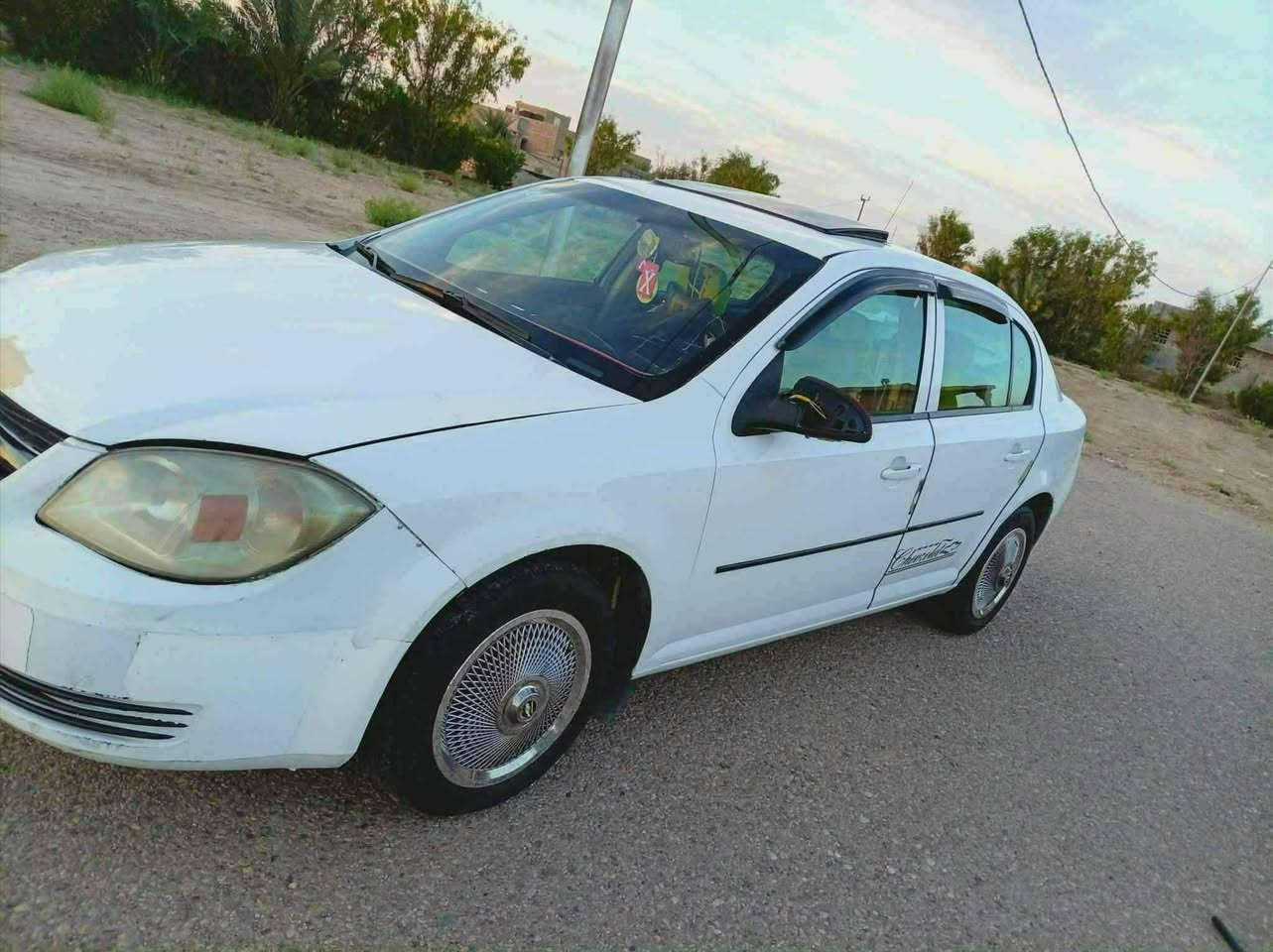 سلام عليكم سياره البيع موديل 9 شوفار كوبلن بس جاملق بيه خلفي السعر 50 وبيه مجال ***********

