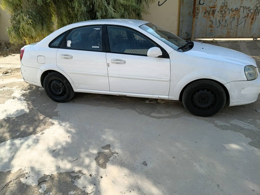 اوبترا موديل ٢٠١٠ رقم سليمانية سنوي لحد  ٢٨ كير ومحرك وتبريد شرط سيارة مال جناي السعر ٦٨ بي ٣قطع متبدل دواخل مابي بس شوية تعديلات بالبدانة مكاني كركوك *********** كركوك, العراق
