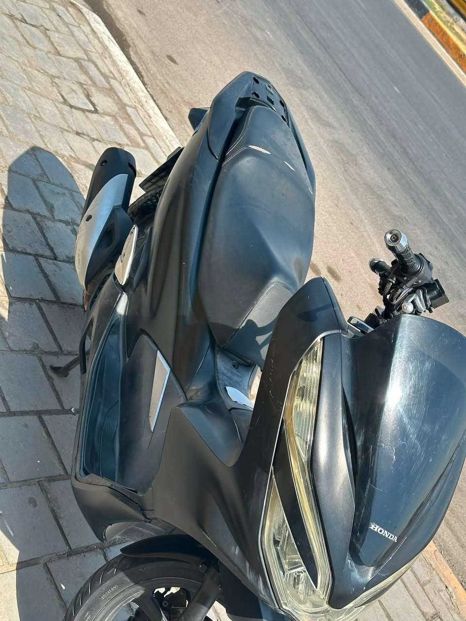 سلام عليكم
جيل ثالث كوري 
مكفوله كفاله عامه 
سعر 11ونص وبيه مجال خاطر جيتك 
العنوان حي أو. 
***********
