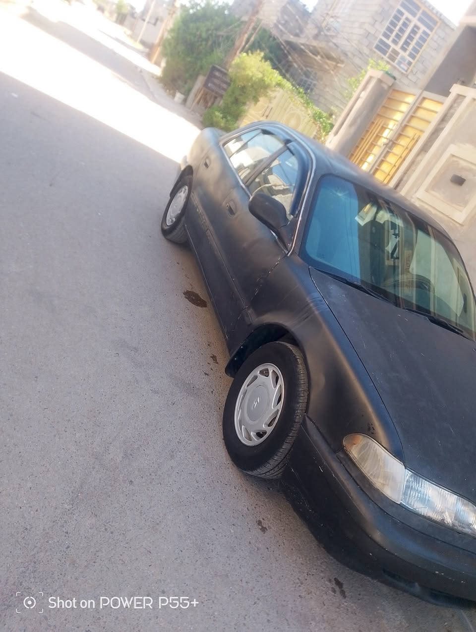 سوناته تو بسمي رقم بغداد كير عادي
مكينه 1800كبر مكينه صدري خلفي امامي كفاله 
تخم تاير جديد جام 4يصعد وينزل كهربائيات كولهه تشغل 
سياره خيو من الله تبريد منضومه كامله بس ما شنو البي واكف سياره نصبتهه تخبل خياسات مابيهه  جارده تريد تصبغه تريد تعوفهه وجرادهه مو قوي مكاني ديالئ بعقوبه الشراي ياخابر ***********

نص مكتوب في الصور:
- Shot on POWER P55+