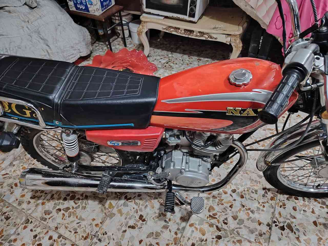سلام عليكم
نامة 4كير 
مكفوله كفاله عامه 
مديل 26
صارله شهرين طالعه من وكاله
اوراق كامله 
سعر 675 بي مجال 
وياه ستان مبايل و درع مال دراجه ومرايه
بغداد-بلديات
***********

