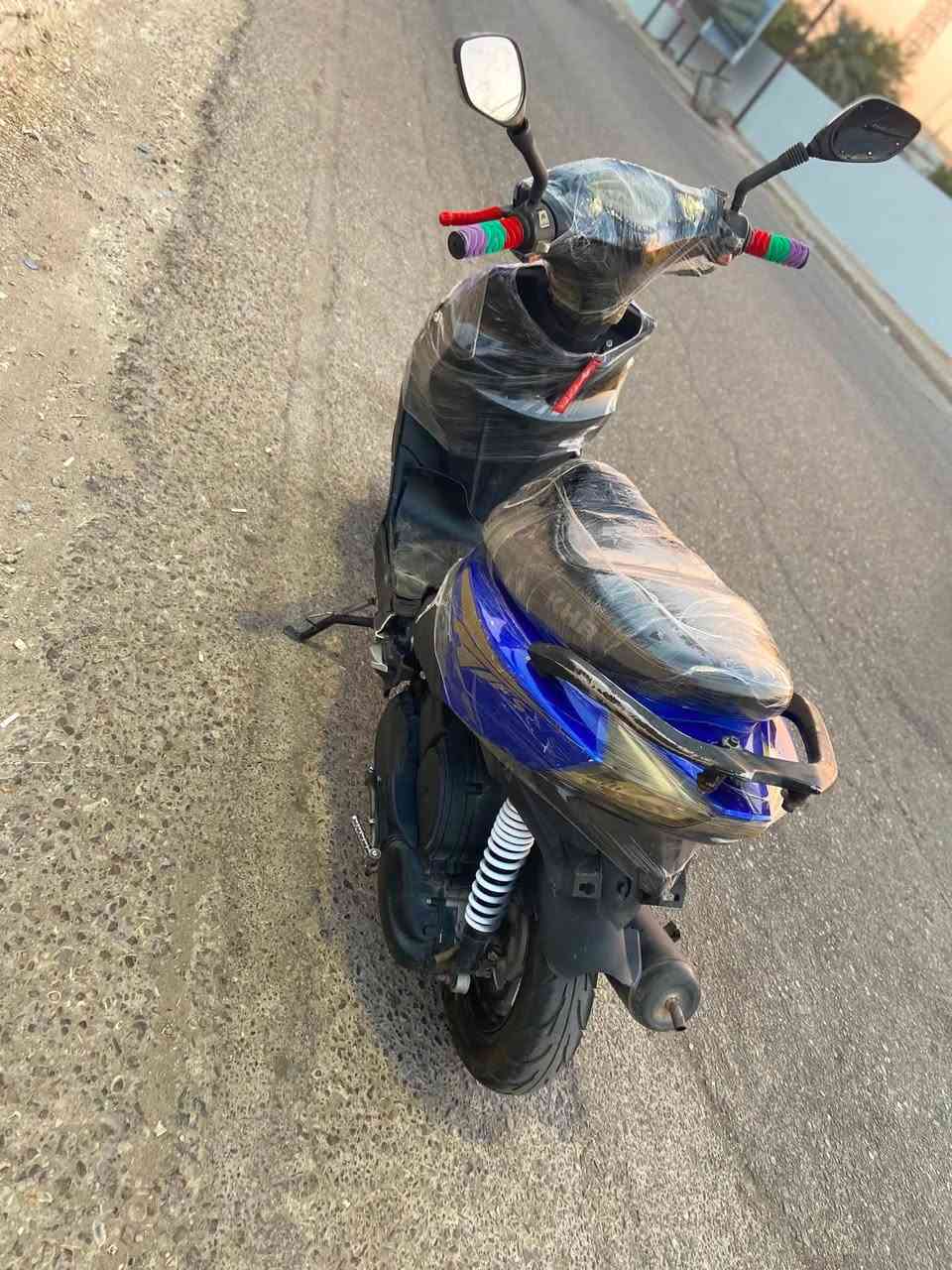 للبيع دراجه ماكس سكنس  مويدل 2023لوك مابي كل عيب مكينه بلادي ياباني شرط مابي لا صرف لا بخار كابريتر بلادي كهربائيات كل شغال كيج سرعه كيج بانزين كفر بلادي مابي كسر  شاصي شرط مابي لحيم صوت مكينه ناعم فول تيارات جديد مابي ربع دينار مصرف سعر 325وبي مجال خاص او اتصل *********** مكاني كركوك
