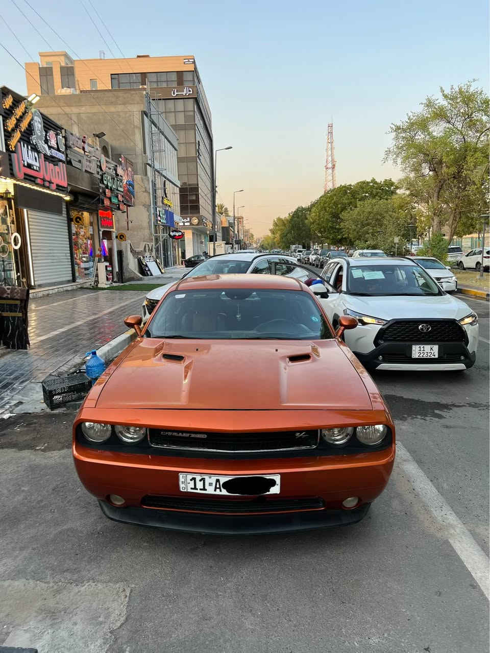 جالنجر ٢٠١١  ٦ سلندر رقم بغداد 
ماشيه ١٨٠ كيلو متر 
حادثه جاملغ خلف السايق وقبق جنطه صبغ  
سياره جاهزه 
اتصال *********** 
مكاني بغداد اليرموك بغداد, العراق
