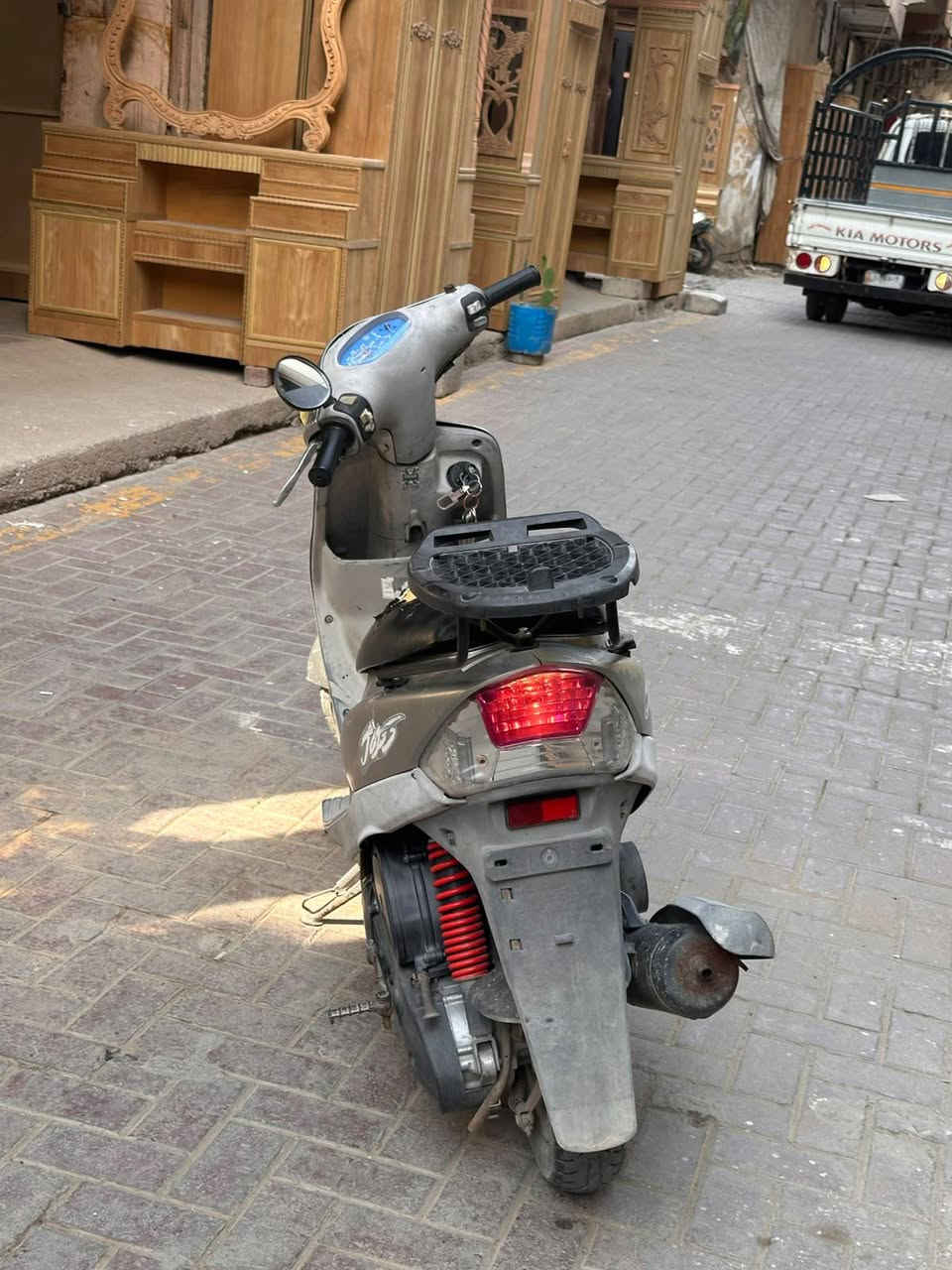 سلام عليكم ماكس منغولي البيع دراجه نضيفه ومكينه نضيفه السعر 650وبيها مجال ***********
