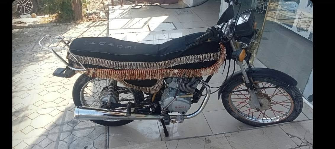 ماطور للبيع 5 گير المكان سليمانيه السعر 330 وبيها مجال رقم هاتف ***********
