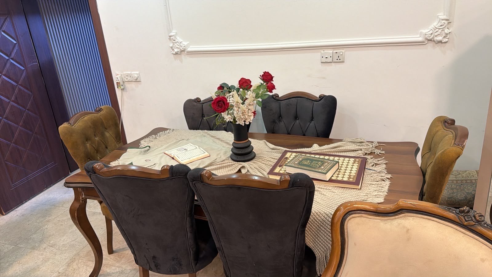 خزائن • بغداد • للبيع
