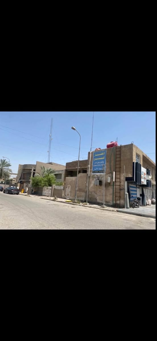 ‎ فرصة للاستثمار في محافظة واسط   عقار للبيع يتكون من داران وشقه وثلاث محلات مساحه الكليه 700 متر

‎العقار ركن في منطقة تموز على شارع النسيج

‭***********‬

‭***********‬

للاستفسار الاتصال على الارقام التالية
